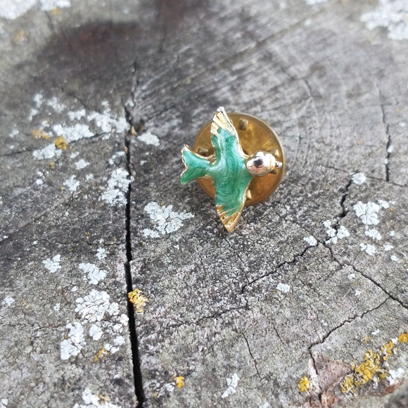 Vintage Ballou Reg'd Blue Bird Lapel Pin - Picture 1 of 4